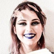 Book Roast, 33 (YouTube明星)