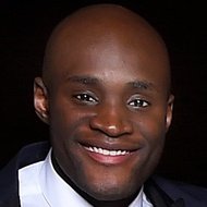 Boris Lumbana, 34 (Popsänger)