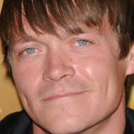 Brad Arnold, 45 (搖滾歌手)