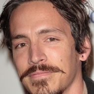 Brandon Boyd, 48 (摇滚歌手)