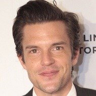 Brandon Flowers, 42 (搖滾歌手)