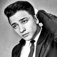 Brandon Perea, 30 (Actor de Televisión)