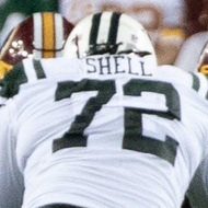 Brandon Shell, 33 (足球运动员)