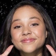 Breanna Yde, 20 (电视女演员)
