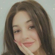 Bree Louise, 24 (Instagram Star)