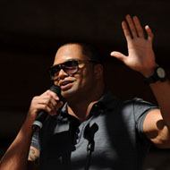 Brendon Ayanbadejo, 49 (足球運動員)