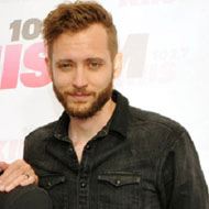 Brent Kutzle, 38 (贝斯手)