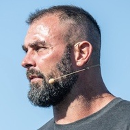 Bret Contreras, 49 (Instagram明星)