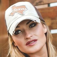 Bri Bagwell, 38 (乡村歌手)