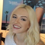 Bria Vinaite, 32 (電影女演員)