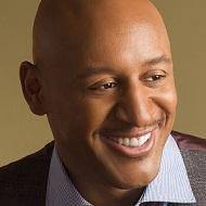 Brian Courtney Wilson, 52 (歌剧演唱家)