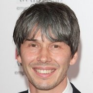 Brian Cox, 57 (物理学家)