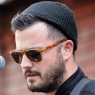 Brian Fennell, 42 (Ca sĩ nhạc Pop)