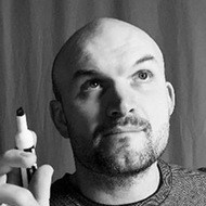 Brian McLogan, 41 (Estrella de YouTube)