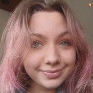 Briana Sprinz, 21 (TikTok Star)