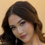 Brianna Bustillos, 22 (TikTok Star)