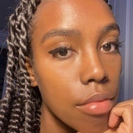 Brianna Holt, 30 (Journalist)