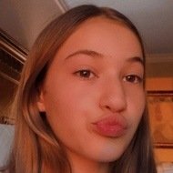 Brinley Rich, 17 (Estrella de YouTube)