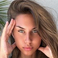 Brit Manuela, 30 (Instagram Star)