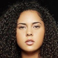 Britney Holmes, 36 (R＆B歌手)