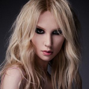 Britney Manson, 26 (Modella)