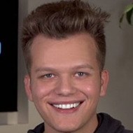 Britton Buchanan, 25 (鄉村歌手)