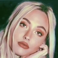 Brittyy44, 33 (YouTube Star)