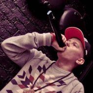 B.R.O, 33 (說唱歌手)