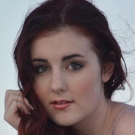 Brooke Falls, 25 (Jazz Singer)