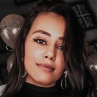 Bruna Corby, 31 (Instagram Star)