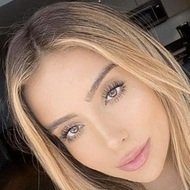 Bruna Lima, 28 (Instagram Star)