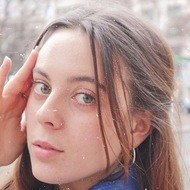 Bruna Neves, 23 (TikTok Star)