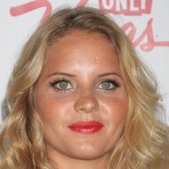 Bruna Schmitz, 35 (冲浪者)