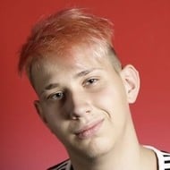 Brunenger, 21 (Twitch Star)