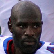 Bryan Scott, 44 (Cầu thủ bóng bầu dục)