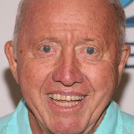 Bud Collins (1929 - 2016) (体育广播员)