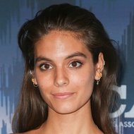 Caitlin Stasey, 33 (Attrice TV)