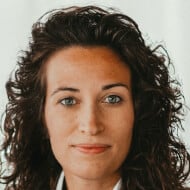 Caitlyn Grabenstein, 35 (数字艺术家)