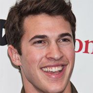 Cal Shapiro, 35 (Pop Singer)