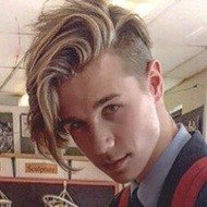 Callum Higgins, 25 (YouNow Star)