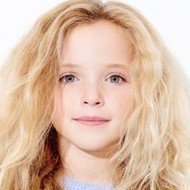 Cameron Seely, 18 (電影女演員)