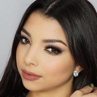 Camila Bravo, 33 (Instagram Star)