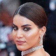 Camila Coelho, 36 (YouTube Star)