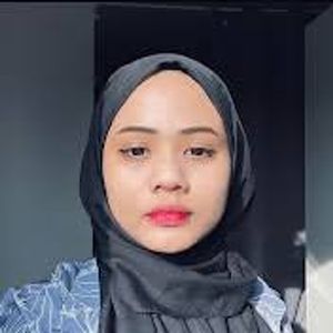 Camimi Hadrii, 18 (YouTube Star)