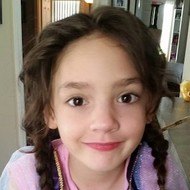 Cammi TV, 17 (YouTube Star)