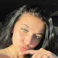 Candice Hahn, 21 (TikTok Star)