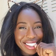 Candice Nikeia, 36 (Blogger)