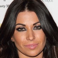 Cara Kilbey, 38 (現實之星)