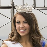 Cara Mund, 30 (Model)