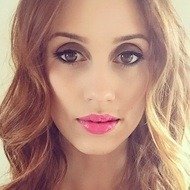 Carah Amelie, 40 (YouTube Star)